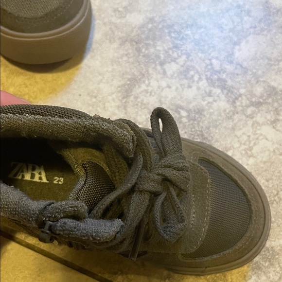 NWT Zara toddler high tops - Picture 4 of 7